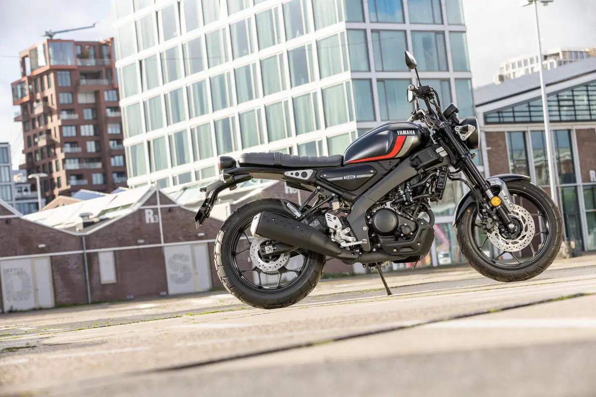 Yamaha XSR125: la piccola Faster Sons (9)