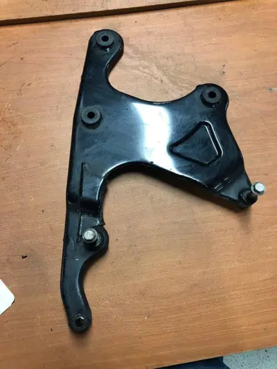 Supporto terminale di scarico Burgman '03-'05 Suzuki