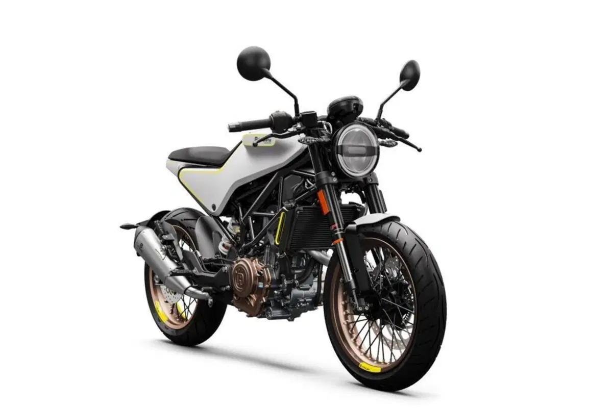 FK Motors, Feiken TT 250. Quasi una Husqvarna Vitpilen (10)