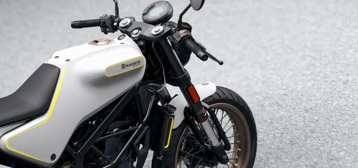 FK Motors, Feiken TT 250. Quasi una Husqvarna Vitpilen (16)