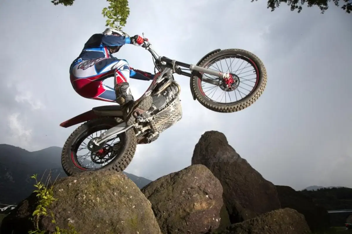 Montesa Cota 4RT260 e Race Replica (9)