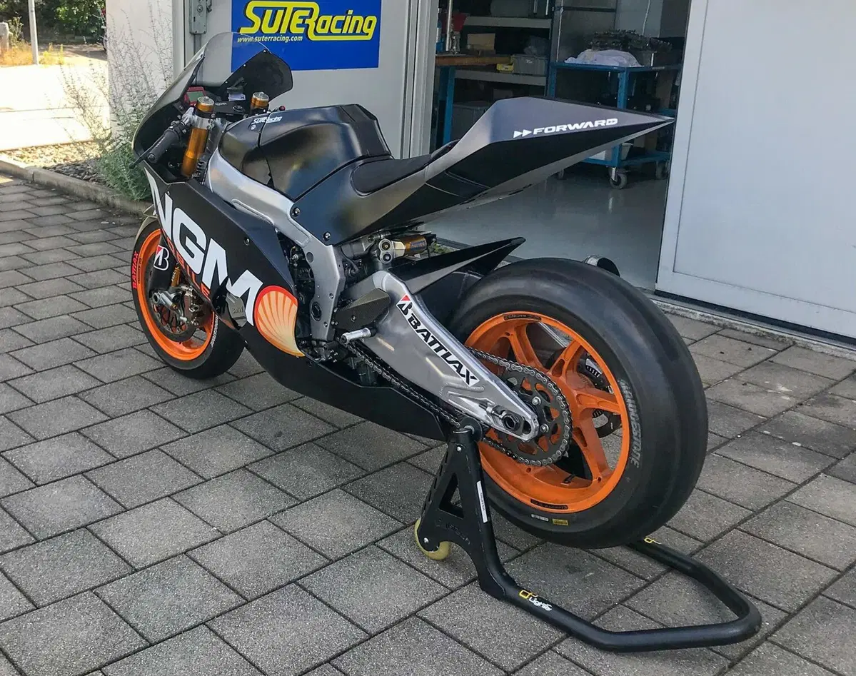 La prima Suter MotoGP venduta per 46.000 euro. Un affare? (13)