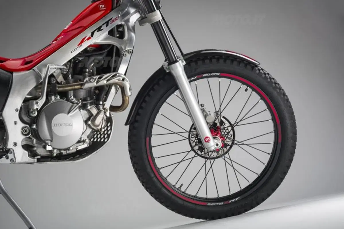 Montesa Cota 4RT260 e Race Replica (28)