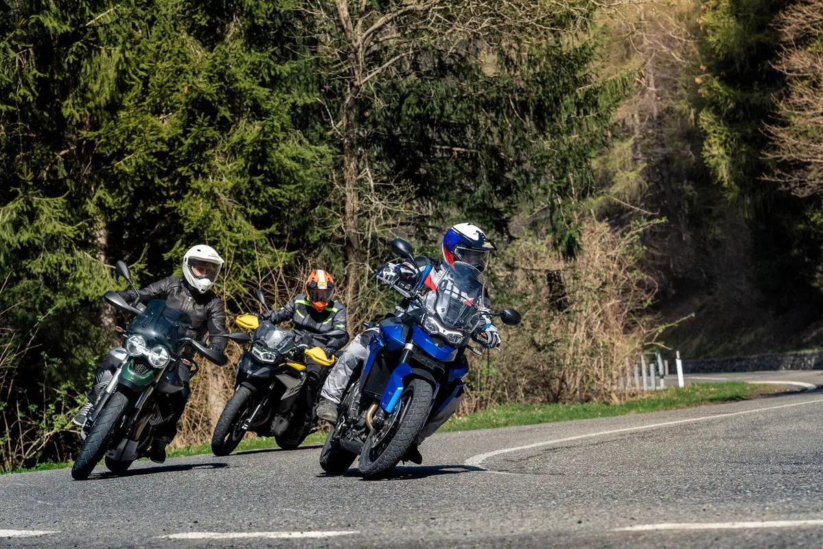 Maxienduro 1000 2021 TEST: BMW F750GS vs Moto Guzzi V85TT vs Triumph Tiger 850 Sport! (5)