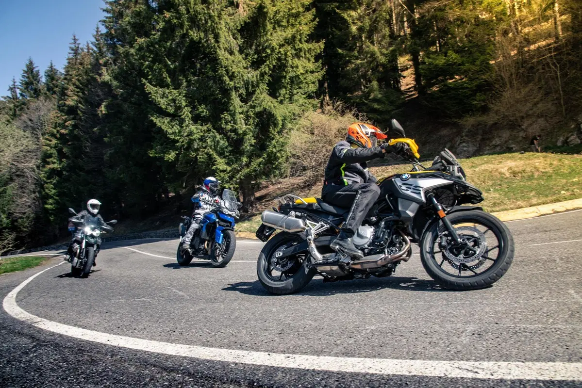 Maxienduro 1000 2021 TEST: BMW F750GS vs Moto Guzzi V85TT vs Triumph Tiger 850 Sport! (9)