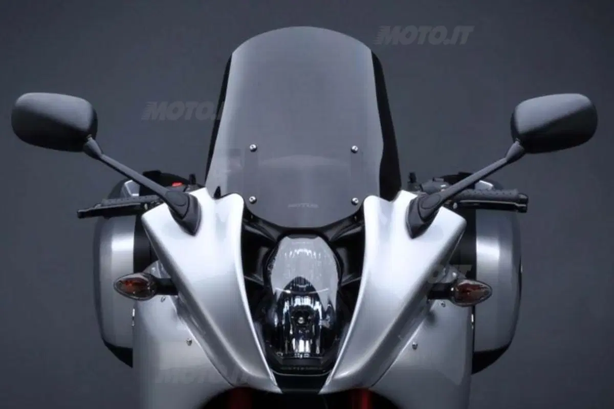 Motus MST, debutta a Laguna Seca (8)