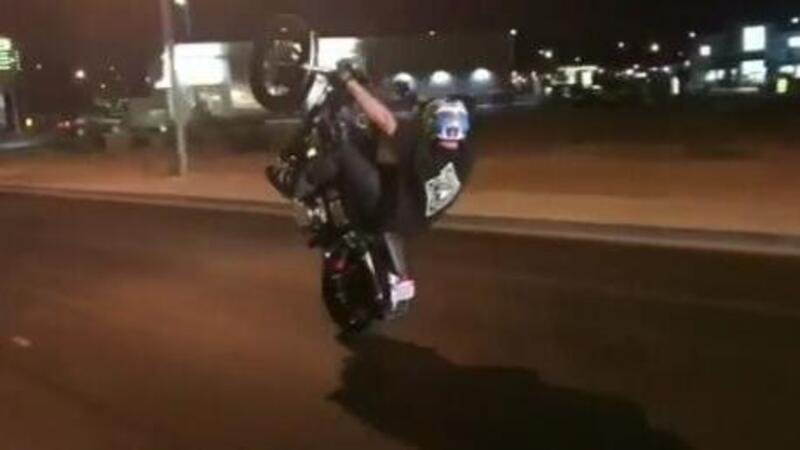 Moto crash: come Max Biaggi, ma con l&rsquo;Harley Davidson [VIDEO]