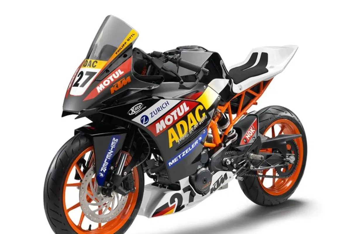 KTM RC 390 Cup. Arriverà anche la versione stradale