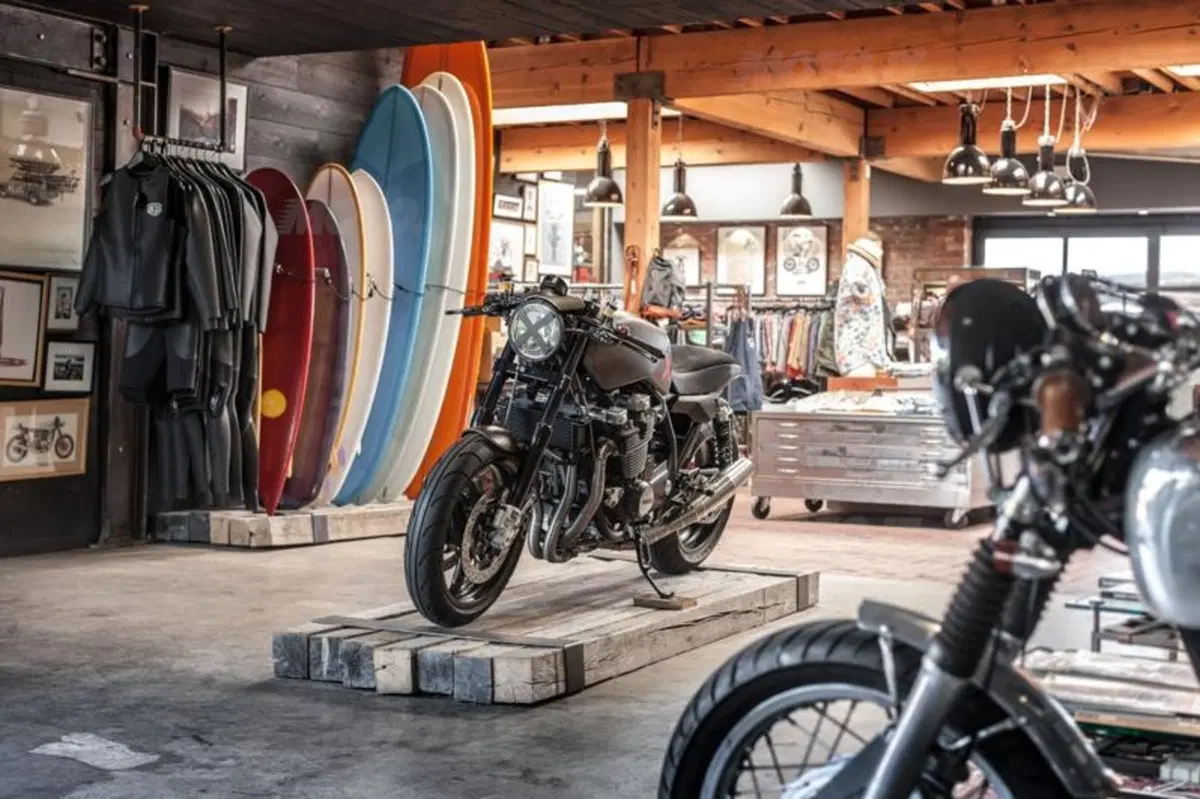 Project X, la Yamaha XJR di Deus (2)