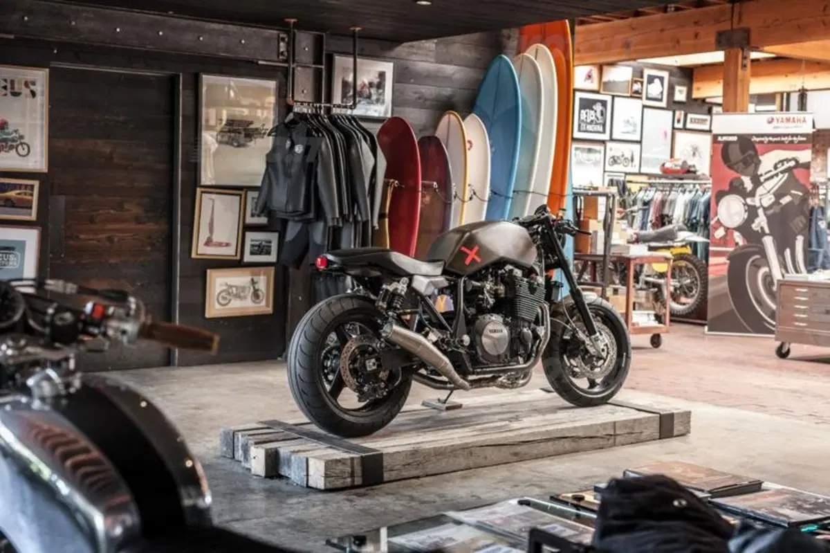 Project X, la Yamaha XJR di Deus (3)
