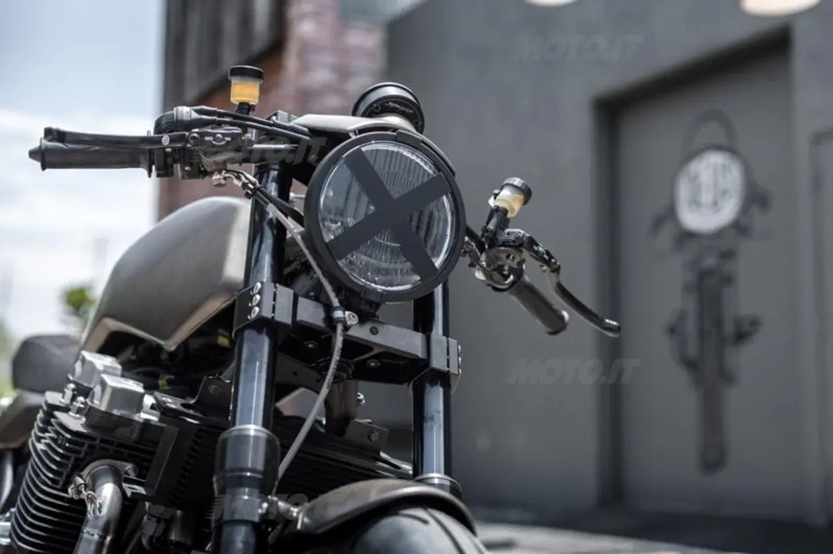 Project X, la Yamaha XJR di Deus (8)