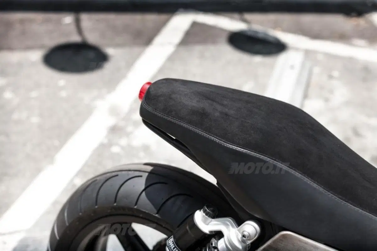 Project X, la Yamaha XJR di Deus (12)