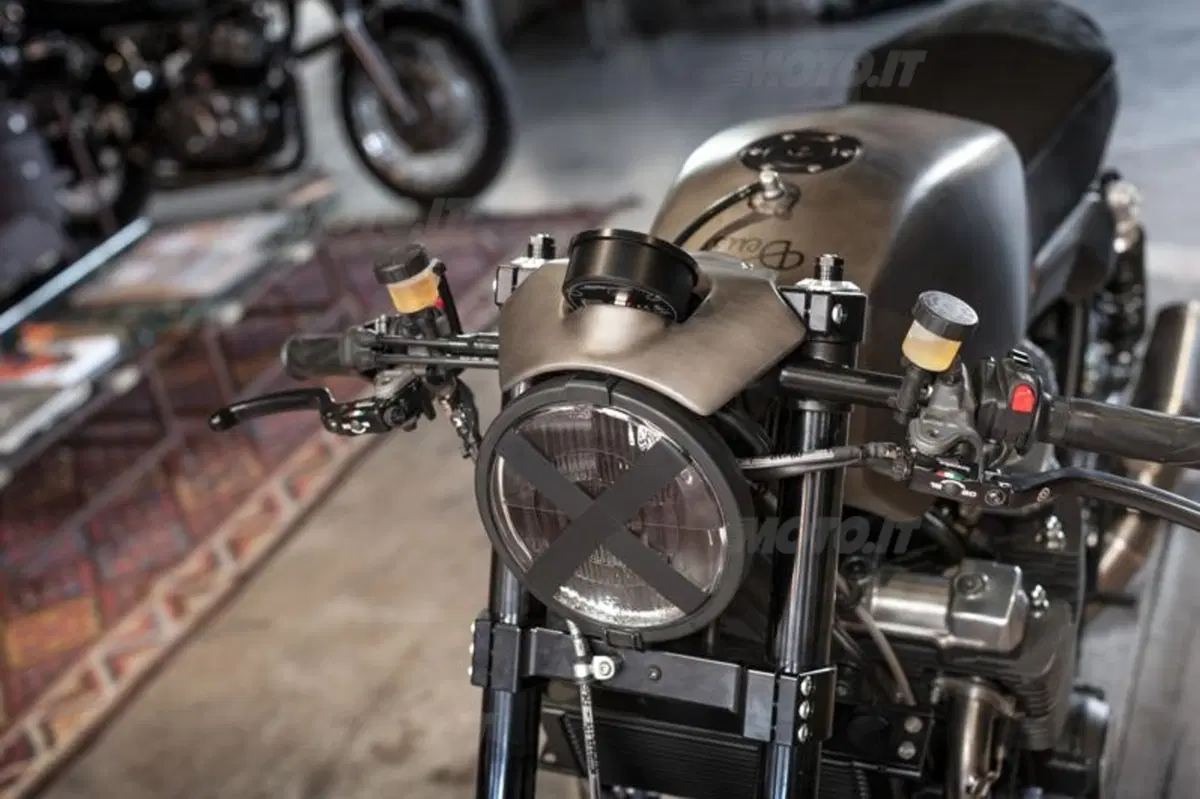 Project X, la Yamaha XJR di Deus (16)