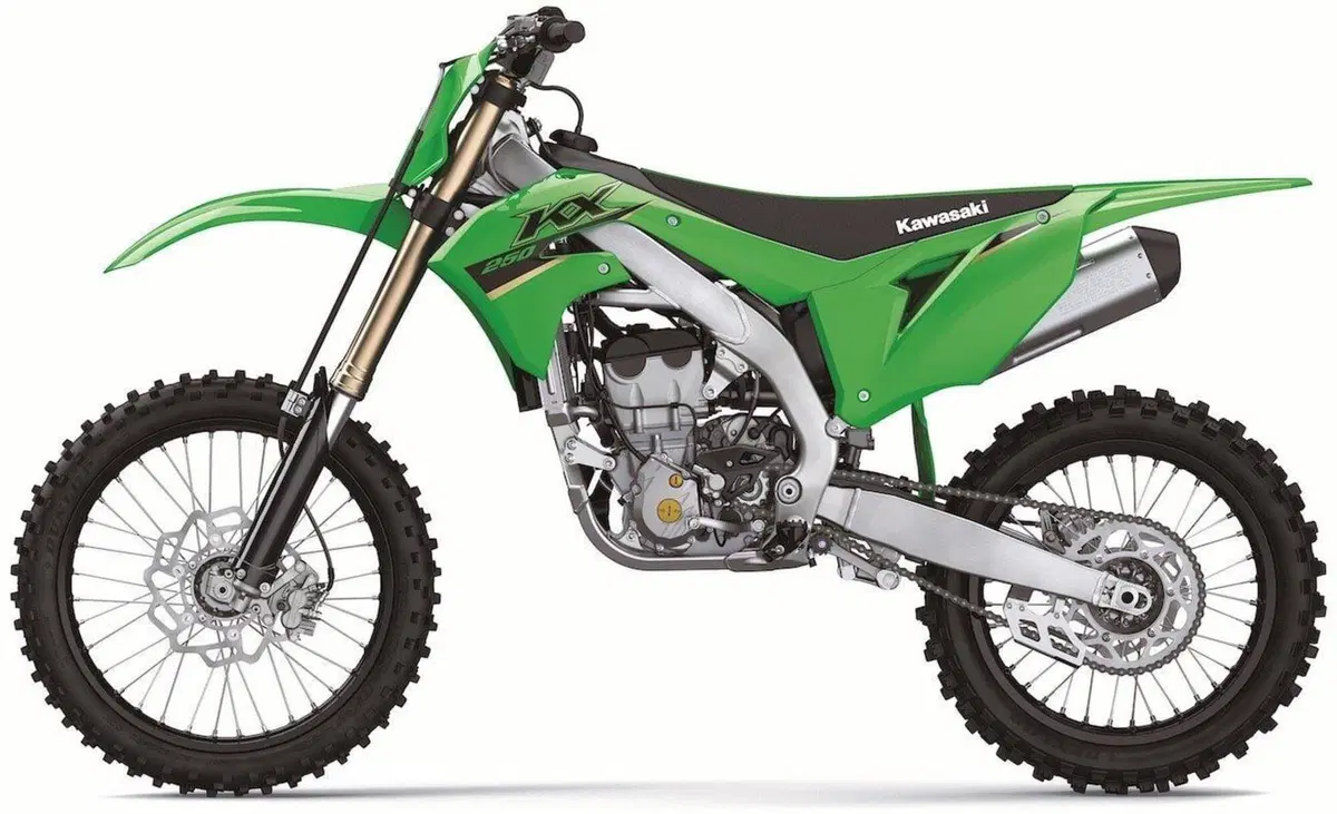 Kawasaki KX250 e KX450. Ecco le versioni 2022