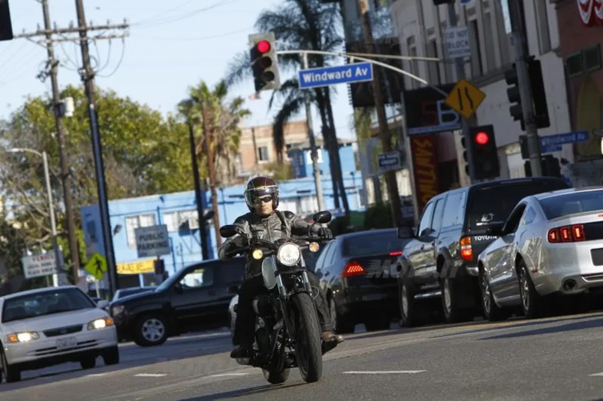 Yamaha XV950 e XV950R 