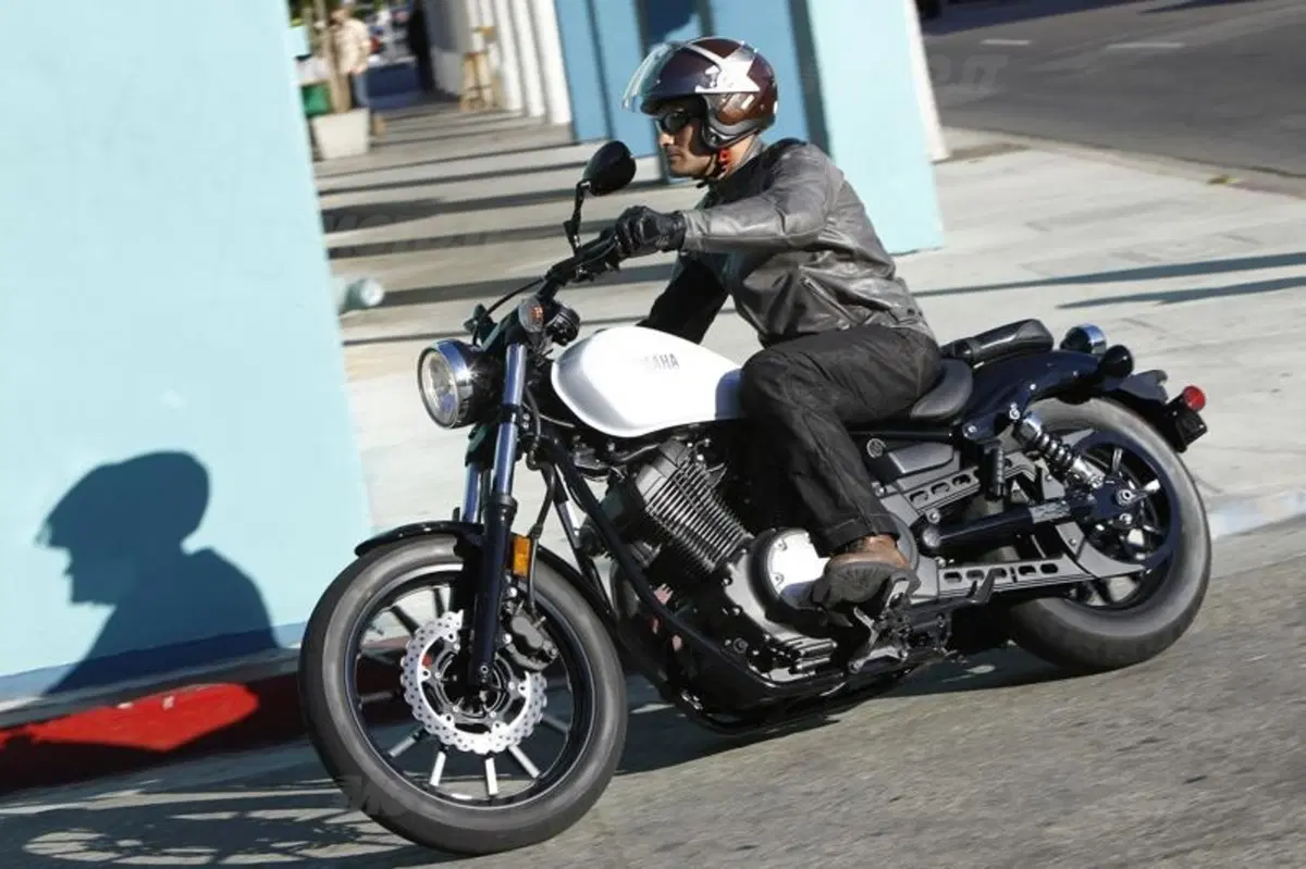 Yamaha XV950 e XV950R  (3)