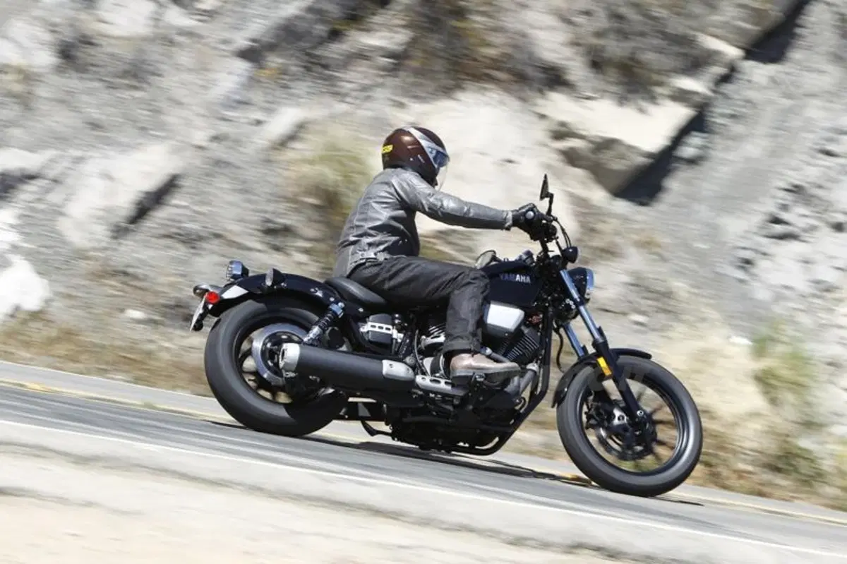 Yamaha XV950 e XV950R  (6)
