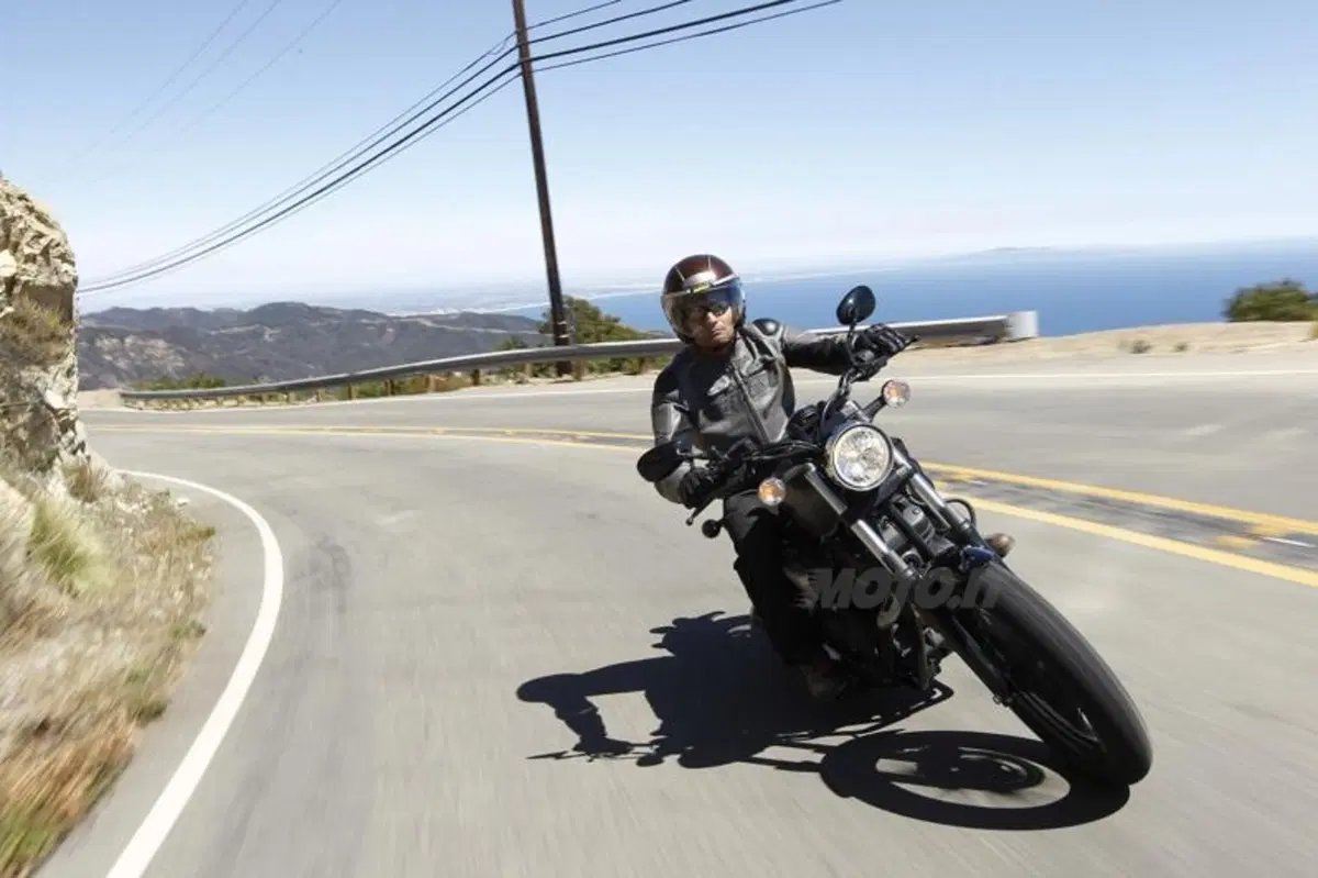 Yamaha XV950 e XV950R  (11)