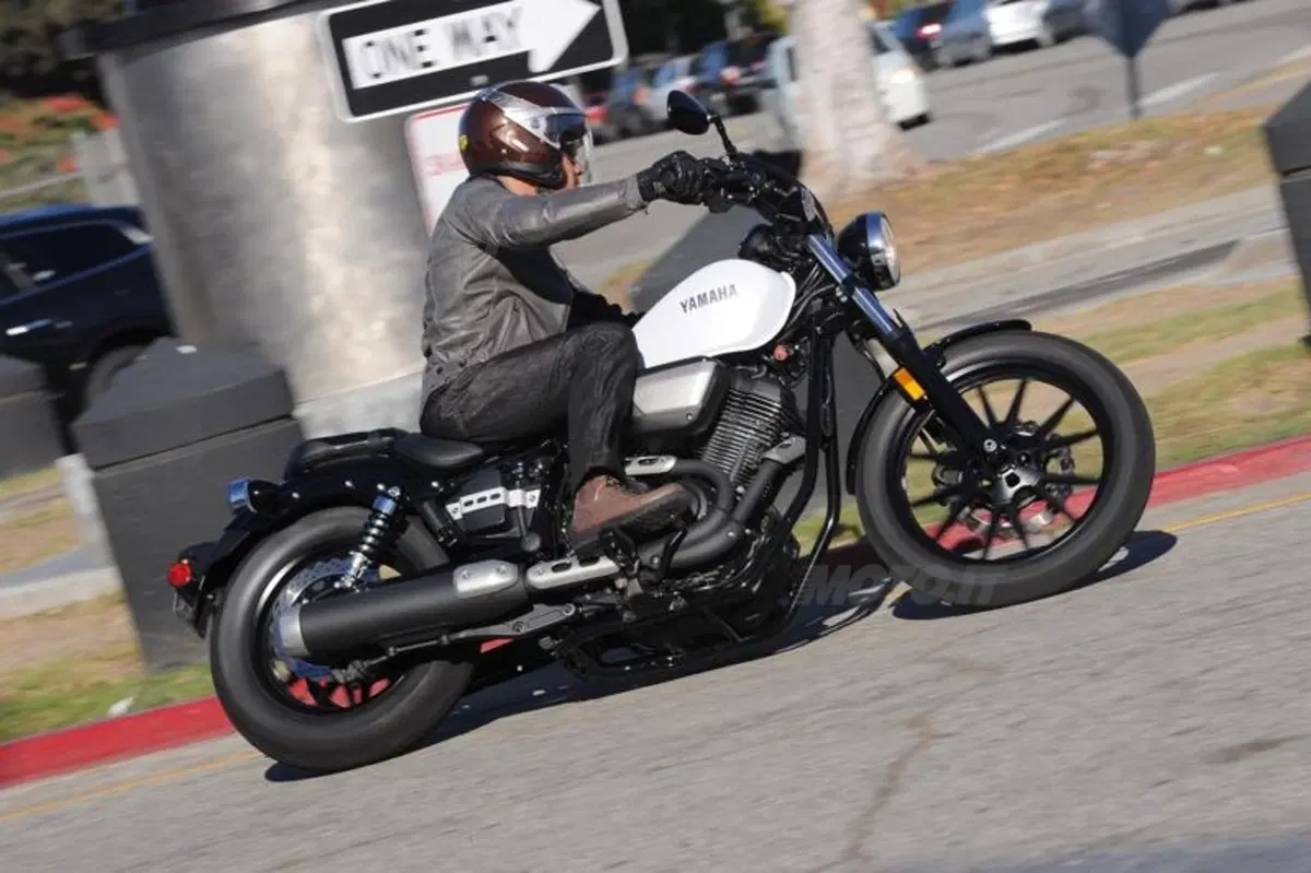 Yamaha XV950 e XV950R  (12)