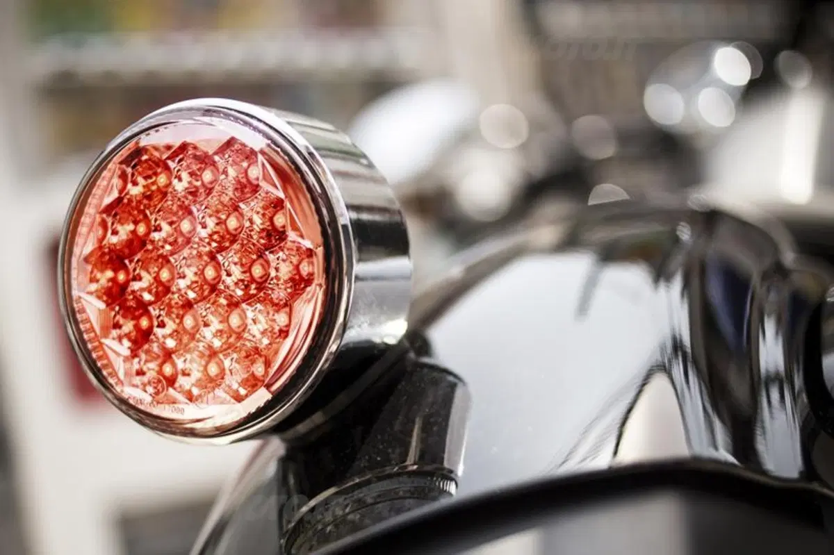 Yamaha XV950 e XV950R  (51)
