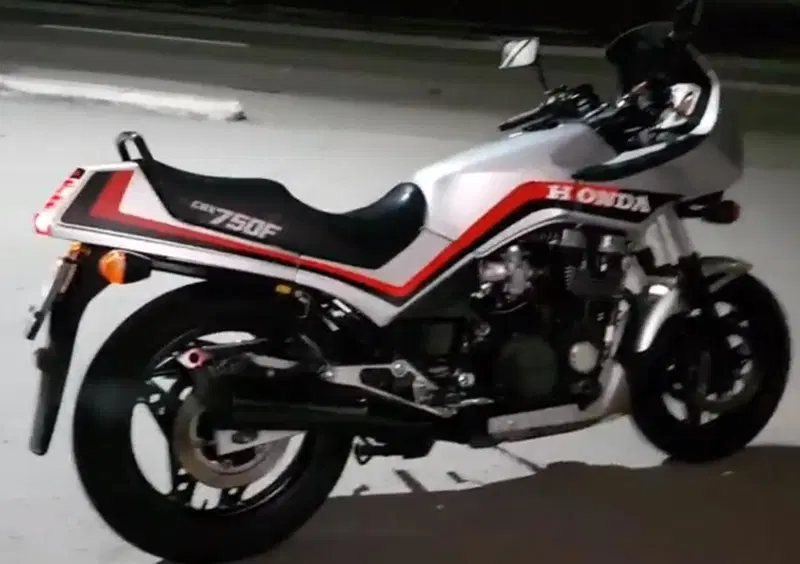Honda CBX 750 CBX 750 F (1985 - 88) (3)