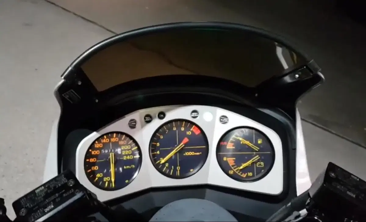 Honda CBX 750 CBX 750 F (1985 - 88) (4)