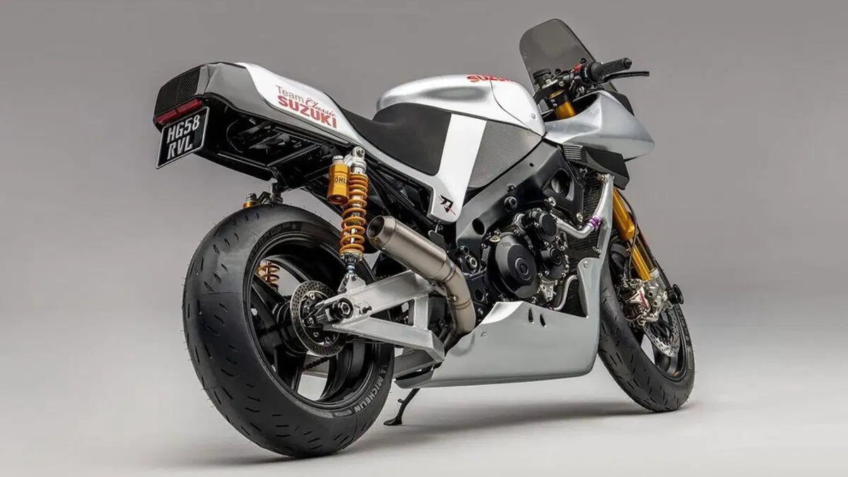 Dalla Suzuki GSX-R Superbike una Katana classica da 200 cavalli (4)