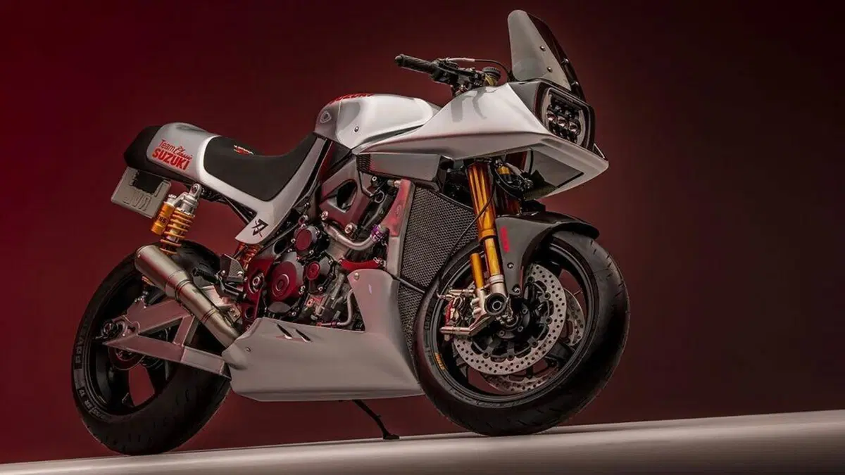 Dalla Suzuki GSX-R Superbike una Katana classica da 200 cavalli (10)