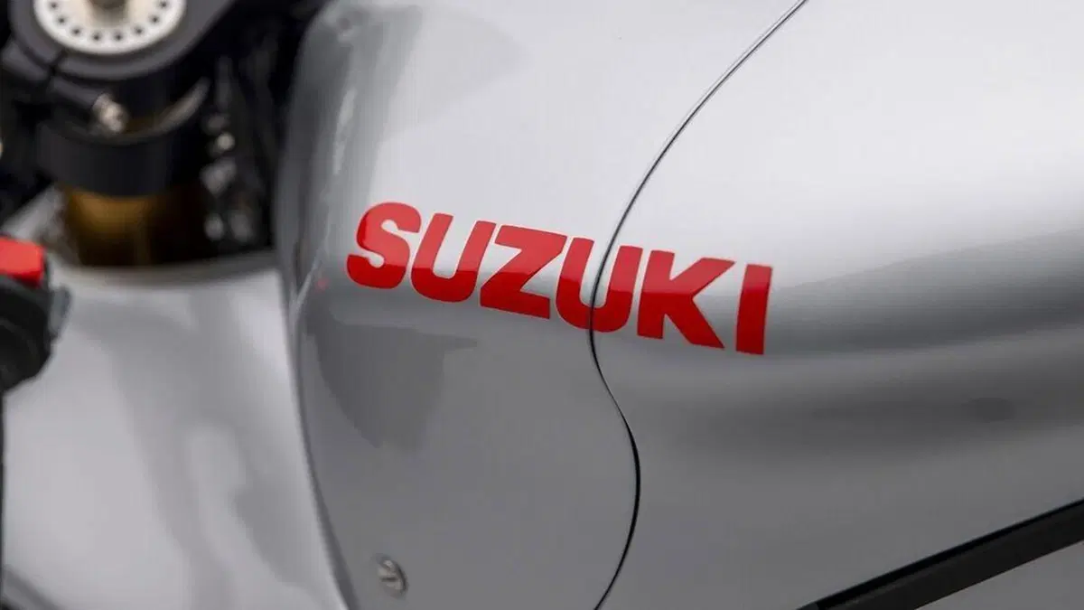 Dalla Suzuki GSX-R Superbike una Katana classica da 200 cavalli (13)
