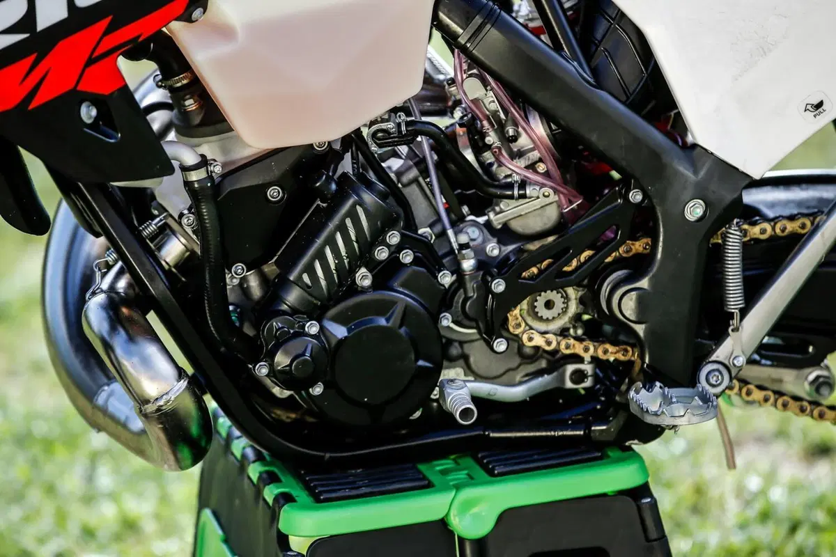Rieju MR 300 2T PRO VS Ranger: TEST, enduro a confronto! Facile o cattiva? (16)