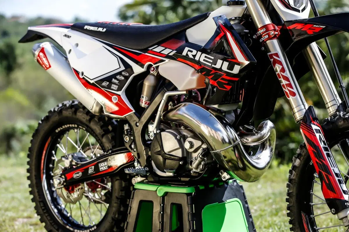 Rieju MR 300 2T PRO VS Ranger: TEST, enduro a confronto! Facile o cattiva? (25)