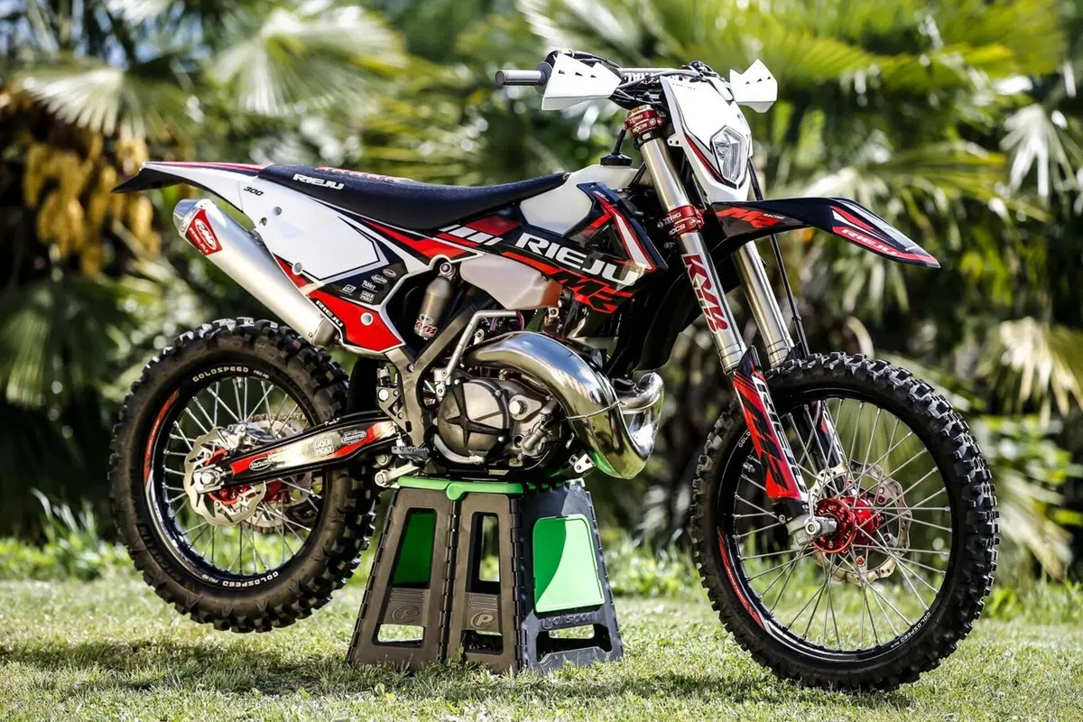 Rieju MR 300 2T PRO VS Ranger: TEST, enduro a confronto! Facile o cattiva? (32)