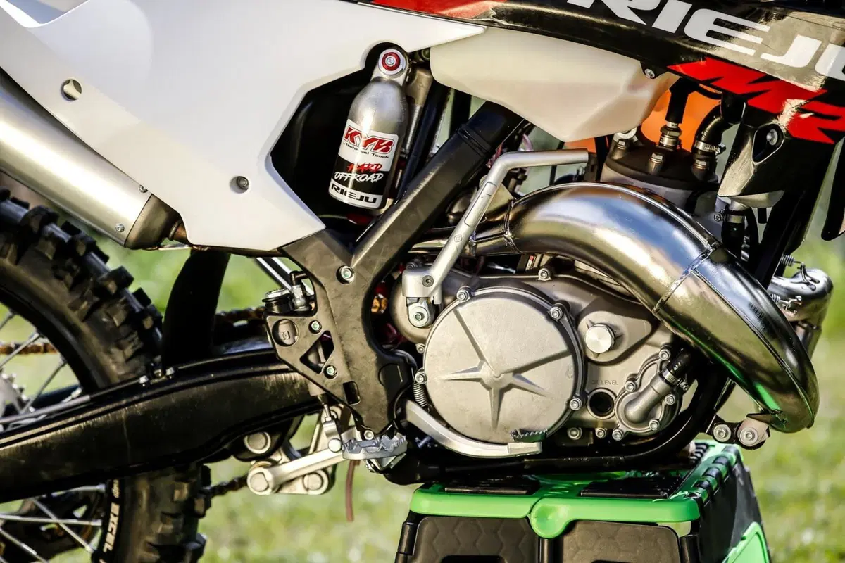 Rieju MR 300 2T PRO VS Ranger: TEST, enduro a confronto! Facile o cattiva? (35)