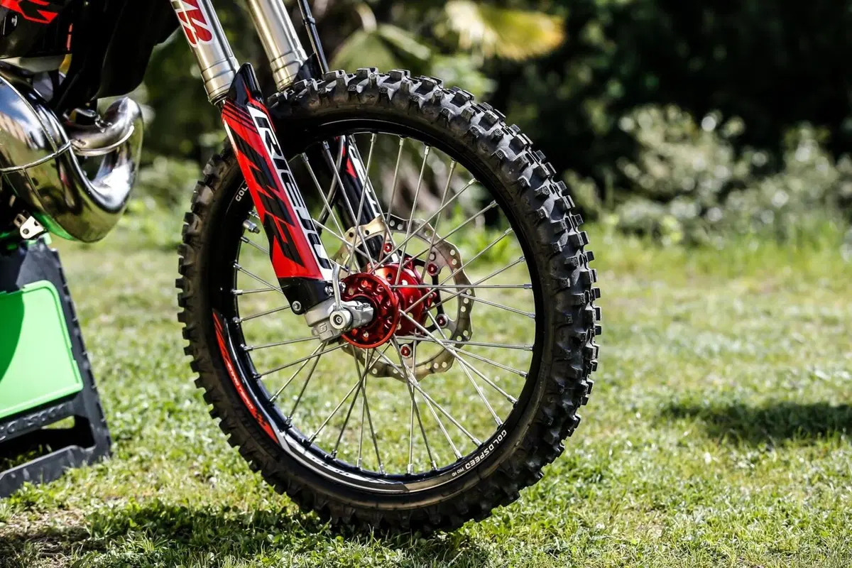 Rieju MR 300 2T PRO VS Ranger: TEST, enduro a confronto! Facile o cattiva? (36)