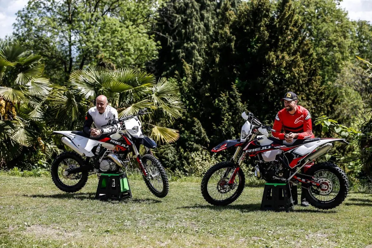 Rieju MR 300 2T PRO VS Ranger: TEST, enduro a confronto! Facile o cattiva?