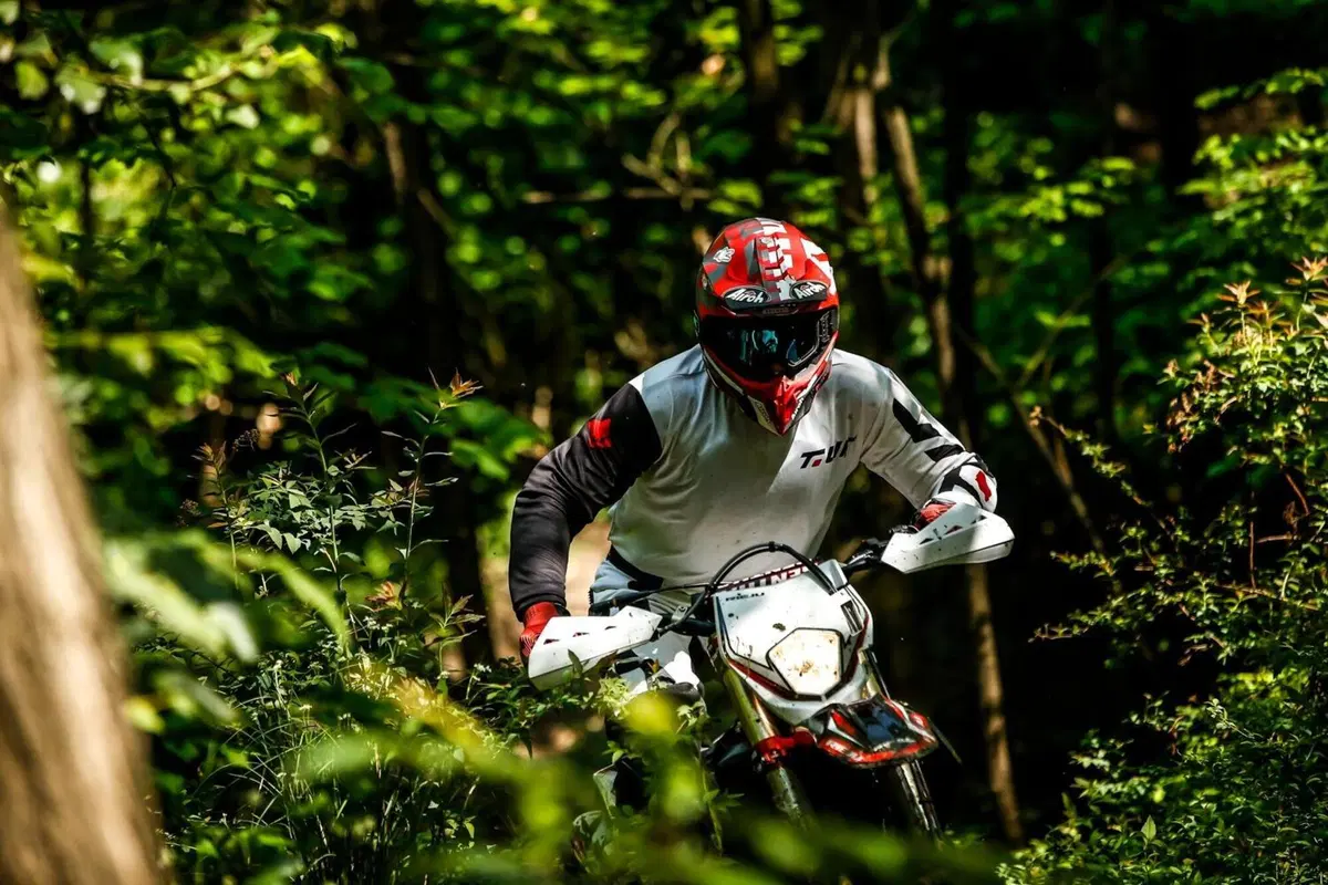 Rieju MR 300 2T PRO VS Ranger: TEST, enduro a confronto! Facile o cattiva? (43)