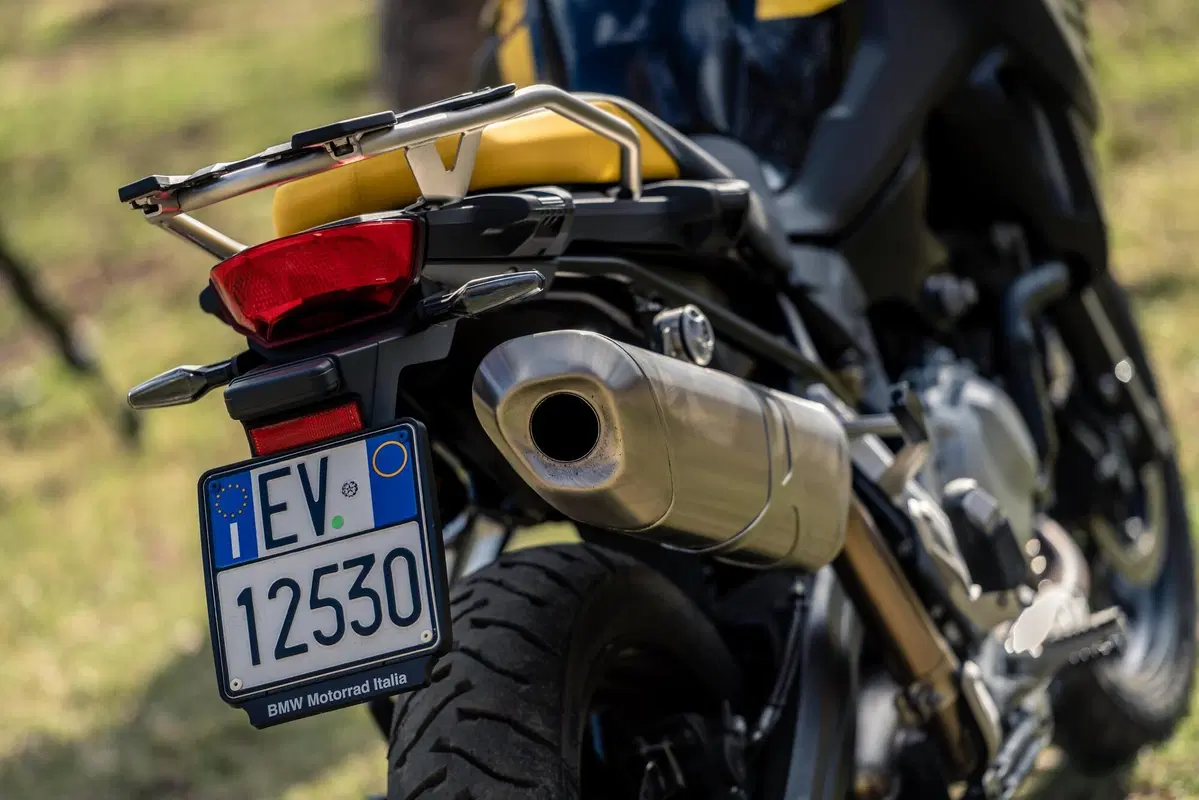 Maxienduro 1000 2021 TEST: BMW F750GS vs Moto Guzzi V85TT vs Triumph Tiger 850 Sport! (7)