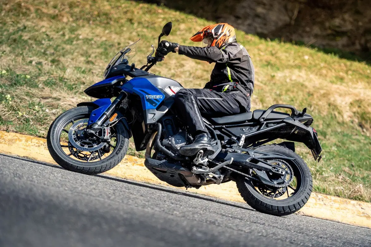Maxienduro 1000 2021 TEST: BMW F750GS vs Moto Guzzi V85TT vs Triumph Tiger 850 Sport! (28)