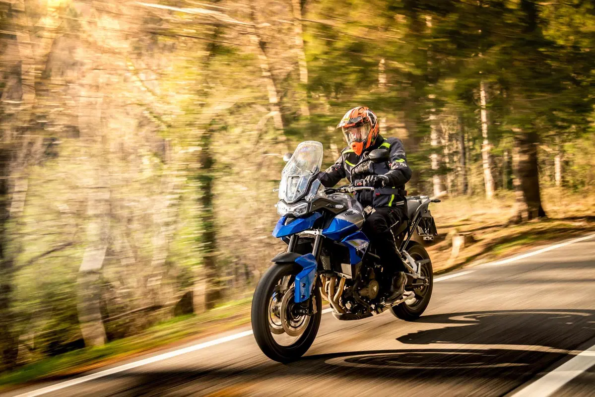 Maxienduro 1000 2021 TEST: BMW F750GS vs Moto Guzzi V85TT vs Triumph Tiger 850 Sport! (34)