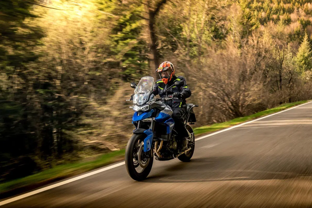 Maxienduro 1000 2021 TEST: BMW F750GS vs Moto Guzzi V85TT vs Triumph Tiger 850 Sport! (36)