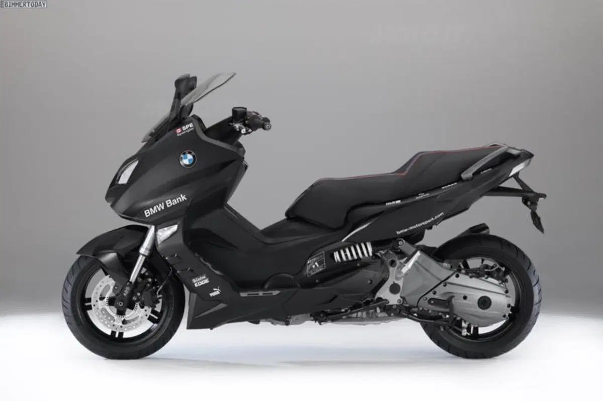 BMW C600 Sport: Limited Edition DTM replica (6)