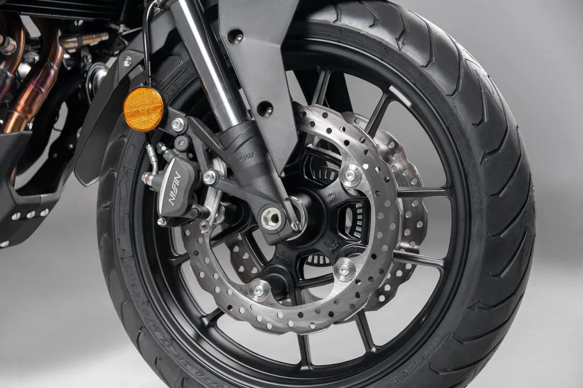 VOGE Valico 500DS Euro 5. Arriva in promozione e con le tre borse (13)