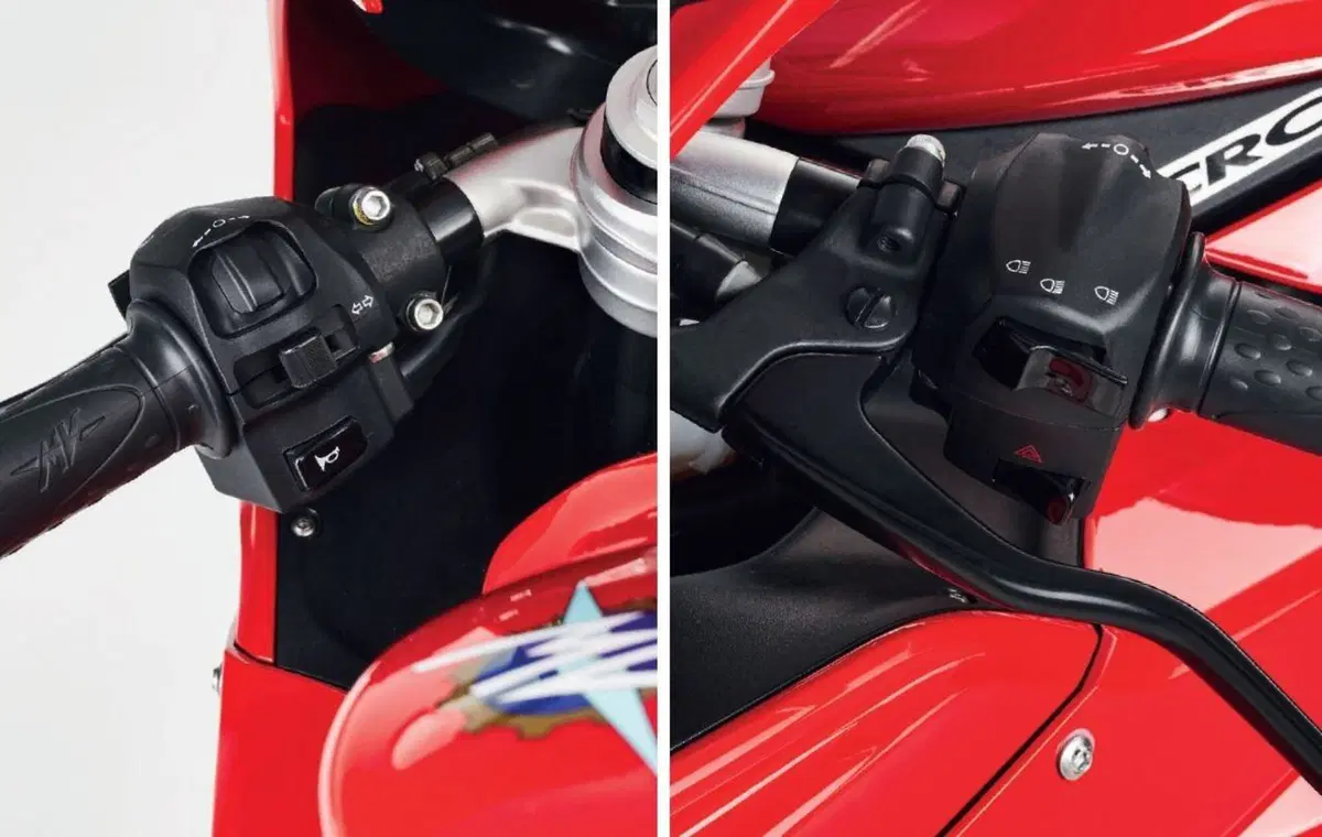 MV Agusta F3 800 F3 800 Rosso (2021 - 23) (9)