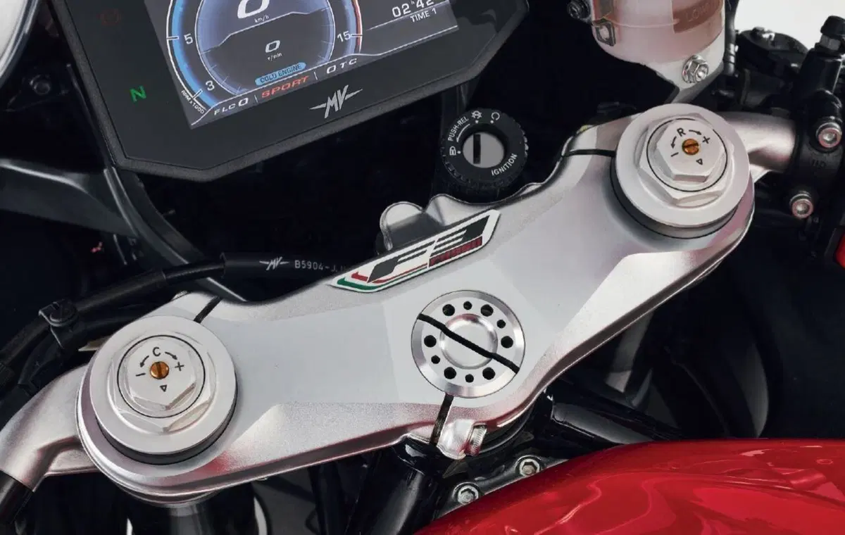 MV Agusta F3 800 F3 800 Rosso (2021 - 23) (15)