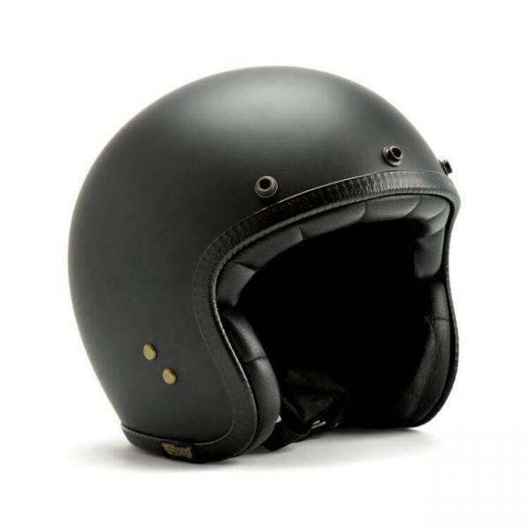 Casco Roeg Jettson (2)