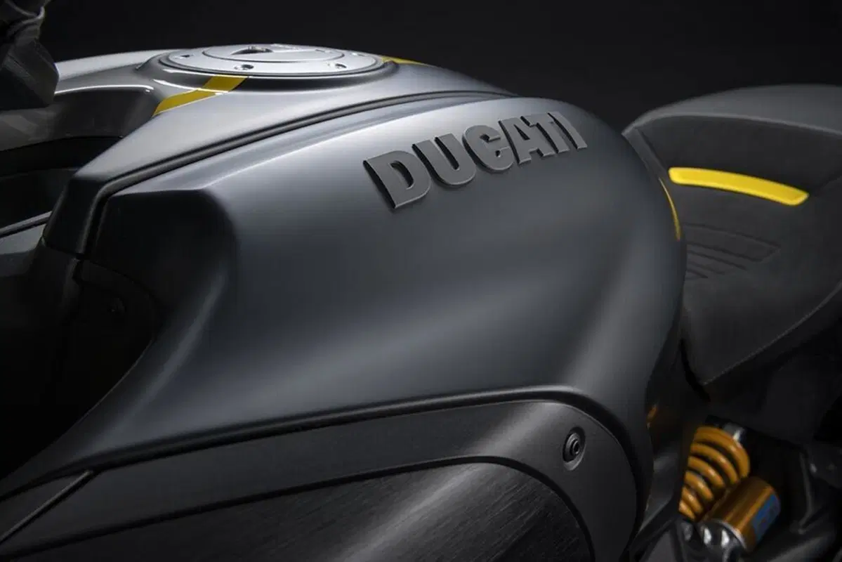 Ducati Diavel 1260S “Black and Steel”. Carattere sportivo (15)
