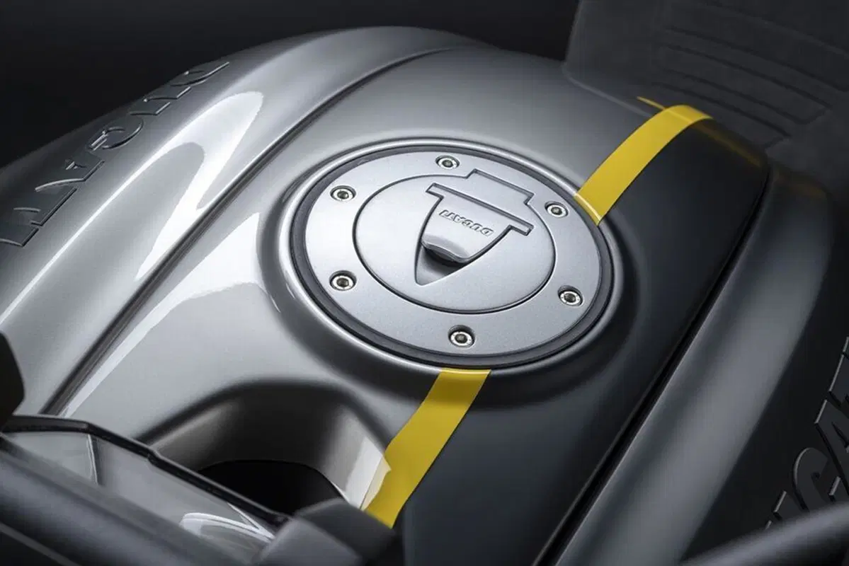 Ducati Diavel 1260S “Black and Steel”. Carattere sportivo (20)