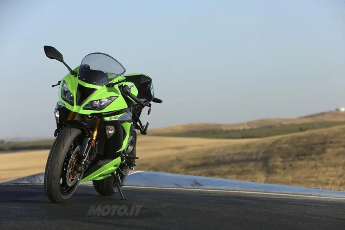 Kawasaki Ninja ZX-6R 636  (24)