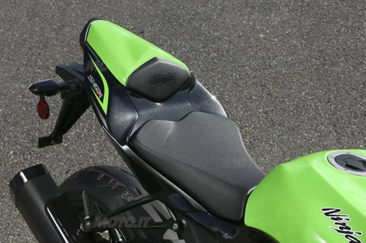 Kawasaki Ninja ZX-6R 636  (29)