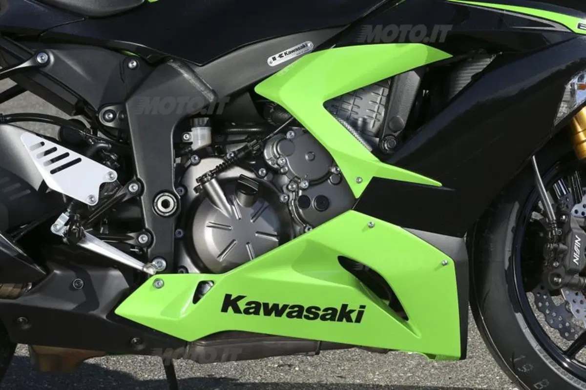 Kawasaki Ninja ZX-6R 636  (39)